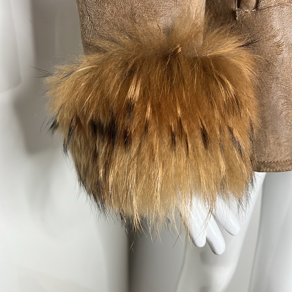 Natural Sz 6-8 Shearling with Real
Fox Fur Hidden Front Zipper Car Jacket Coat - Picture 4 of 16